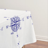 Nappe Bleu Sur Décor Côtier Blanc Rose De Compass (In Situ)