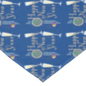 Nappe Bonne année - Lunettes de champagne et horloge (Angle)