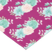 Nappe Bouquet de fleurs rose et vert Pastel sur Magenta  (Angle)