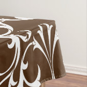 Nappe Brown foncé classique et blanc Damas Floral (In Situ)