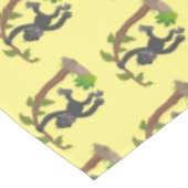 Nappe Caricature de bébé gorille joyeux (Angle)