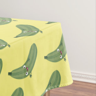 Nappe Caricature joyeux de courgettes mignonnes
