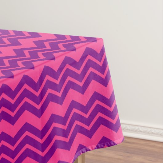 Nappe Conception de motif chevron rose et violet (In Situ)