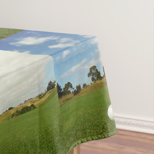 Nappe Des Boules De Golf Bordées Au Drapeau, (In Situ)