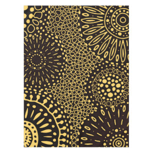 Nappe élégante noire et or à motif floral ethnique