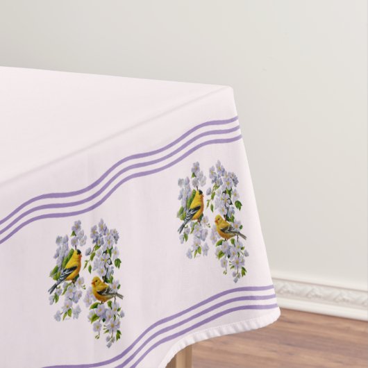 Nappe Finitions d'or et fleurs d'Apple (In Situ)