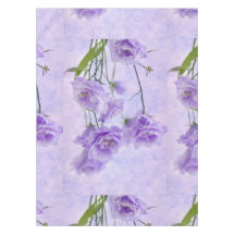 Fleurs de Campanella violettes Macro