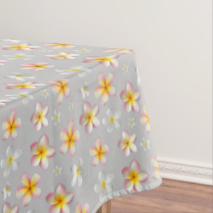 Nappe Fleurs de Plumeria roses et blanches sur gris clai