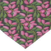 Nappe Fleurs de printemps sur un arrière - plan noir (Angle)