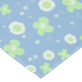 Nappe Fleurs Faisées Pastel Vert Blanc Sur Bleu Pastel (Angle)