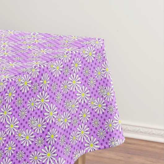 Nappe Fleurs marguerites blanches sur un arrière - plan  (In Situ)