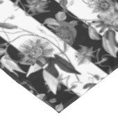 Nappe Fleurs Maximalistes Blancs Noirs (Angle)