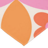 Nappe Fleurs sur cercles rose orange milieu du siècle  (Angle)