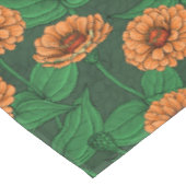 Nappe Fleurs Zinnia orange, feuilles verts sur vert fonc (Angle)