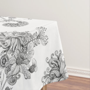 nappe florale noire et blanche
