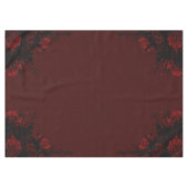 Nappe Flore rouge profond Élégant Mariage gothique (Devant (Horizontal))
