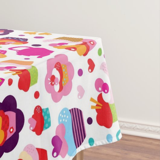 Nappe Gâteau de tasse et pot mignons de thé (In Situ)