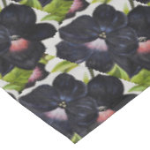 Nappe Georgia O'Keefe 1925 Pétunias noir et pourpre (Angle)