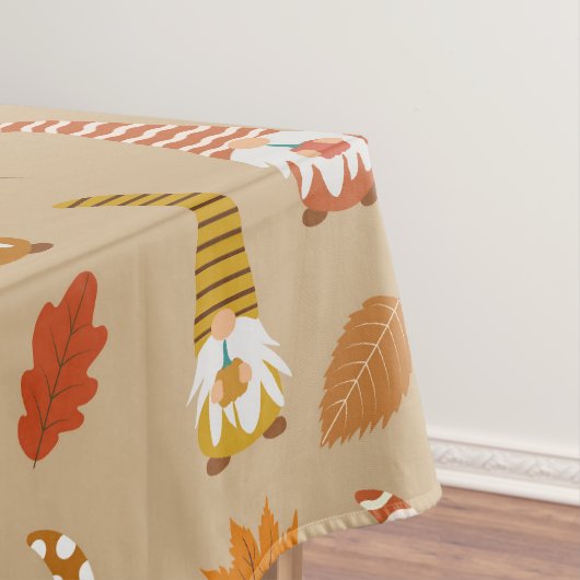 Nappe Gnomes de Thanksgiving avec feuilles d'automne (In Situ)