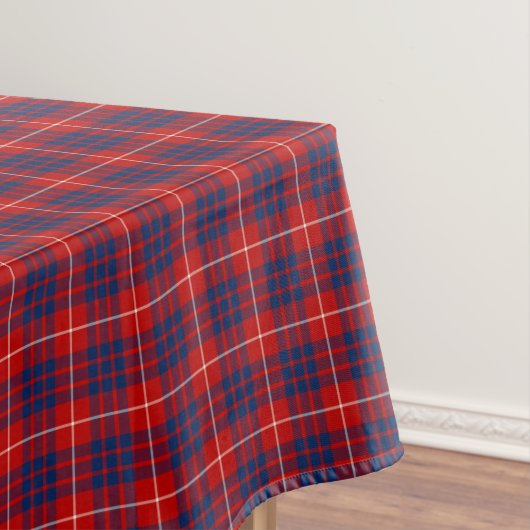 Nappe Hamilton Clan Bright Red et Royal Blue Tartan (In Situ)
