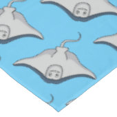 Nappe Illustration d'une caricature de poisson stingray (Angle)
