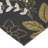 Nappe Intricate floral pattern with gold and white  (Angle)