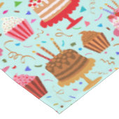 Nappe Joyeux anniversaire Gâteaux et Cupcakes Conception (Angle)