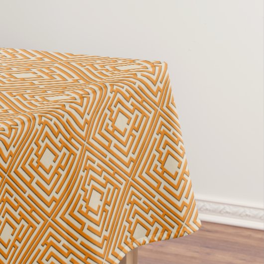 Nappe Labyrinthe orange espiègle sur toute couleur (In Situ)