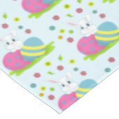 Nappe Lapin de Pâques heureux et œufs (Angle)