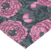 Nappe Les pivoines et les brins sur gris foncé (Angle)