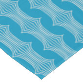 Nappe Lignes blanches Abstraites rétro sur Motif bleu (Angle)