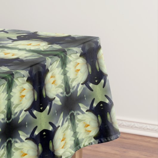 Nappe Lotus Water Lily Flower Abstrait Art Motif (In Situ)