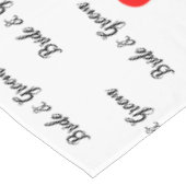 Nappe Mariée Groom Monogramme Typographie Cœurs Rouges (Angle)