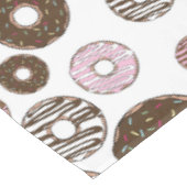 Nappe Motif De Donuts, Donuts Roses, Donuts Brown (Angle)