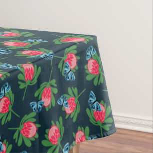Nappe motif de fleurs et de papillons