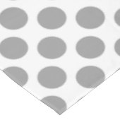 Nappe Motif de point Polka gris monogramme personnalisé (Angle)