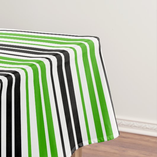 Nappe Motif de rayures vert noir blanc  (In Situ)