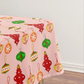 Nappe Motif d'ornement antique en rouge, vert et rose (In Situ)