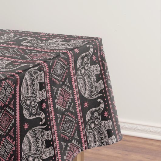 Nappe Motif ethnique noir d'éléphant (In Situ)