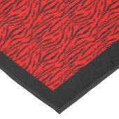 Nappe Motif Exotic Red Black Animal Strip Personnaliser (Angle)