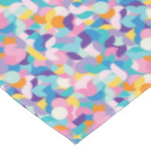 Nappe Motif géométrique violet et rose (Angle)