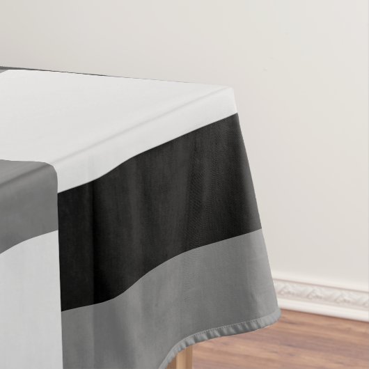 Nappe Motif noir et gris simple (In Situ)
