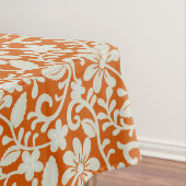 Nappe Motif orange brûlé par damassé florale chique (In Situ)