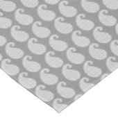 Nappe Motif Paisley, gris argenté / gris et blanc (Angle)
