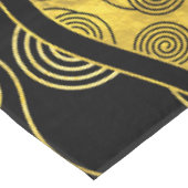 Nappe Noir de luxe et motif africain d'or (Angle)