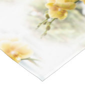 Nappe Orchidée à papillon jaune sous le soleil (Angle)