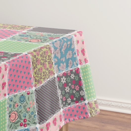 Nappe Pastel Floral Quilt Carré (In Situ)