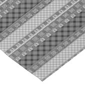 Nappe Patchwork rayé noir et blanc avec dentelle (Angle)