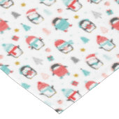 Nappe Pingouins mignons dans la neige. Imprimé en blanc (Angle)