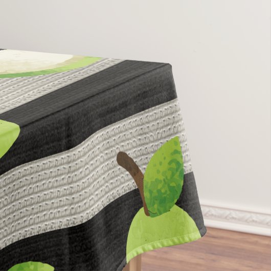 Nappe Poire Moderne Rayures Noires et Blanches (In Situ)